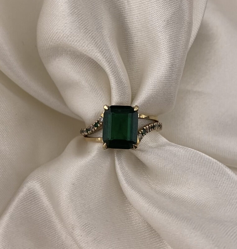 Emerald Cut Accent Split Ring