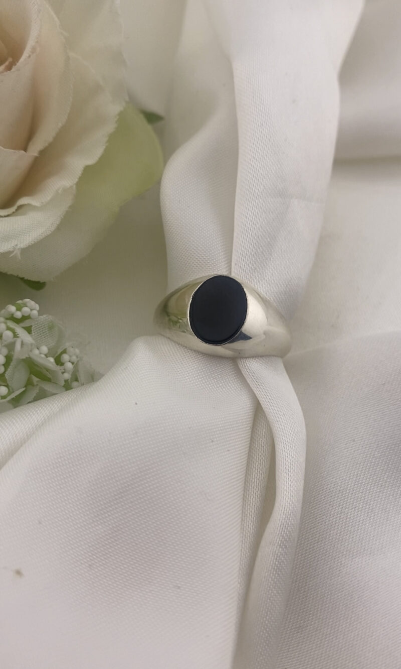 Memorial Chamber Onyx Signet Ring