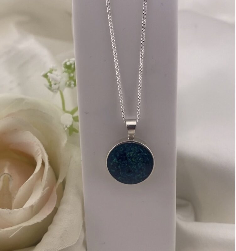 Memorial Round Pendant