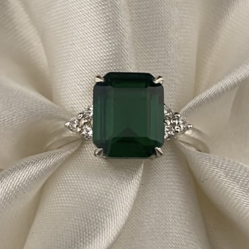 Sterling Silver 925 Emerald Trinity Cluster Ring- Size S