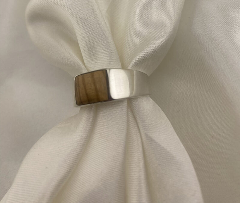 Sterling Silver 925 Rectangle Bethlehem Olive Wood Signet Ring - Size X - Image 2